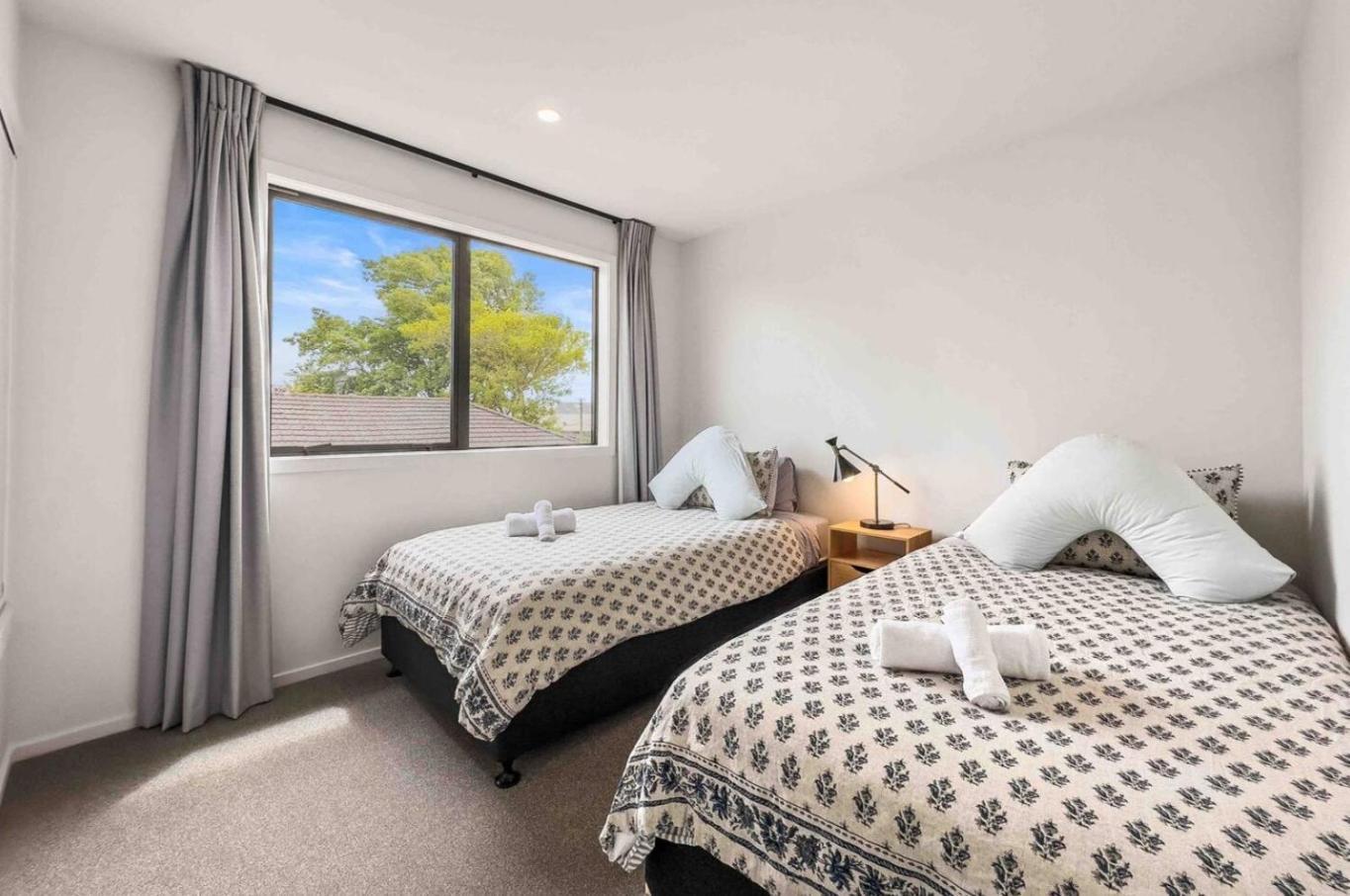 Discover A Brand New Apartment In Vibrant Chch クライストチャーチ エクステリア 写真